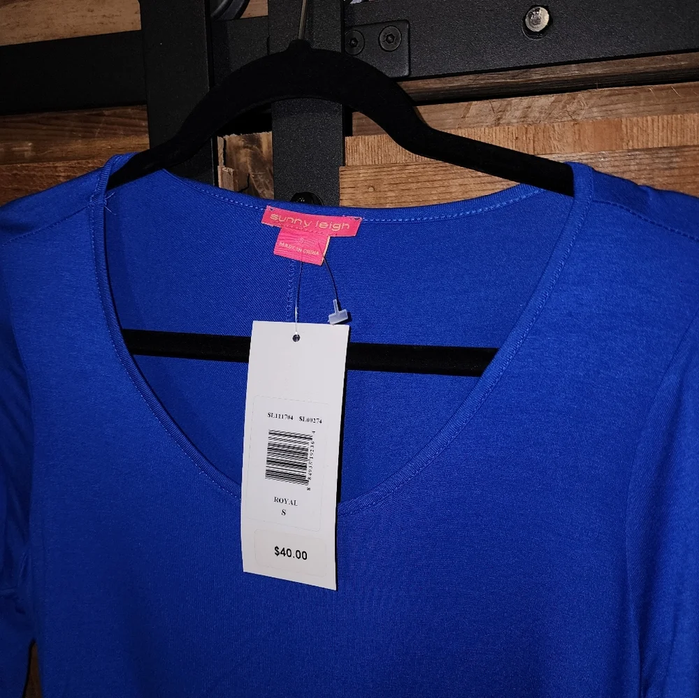 Blue Top - Picture 2 of 3